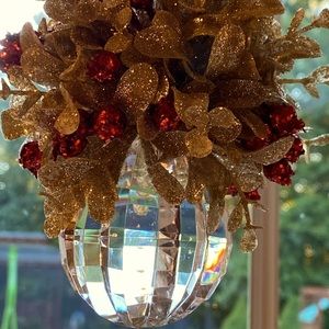 Chrystal Kissing Ball by RAZ